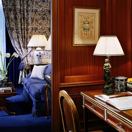 San Regis 5* Paris