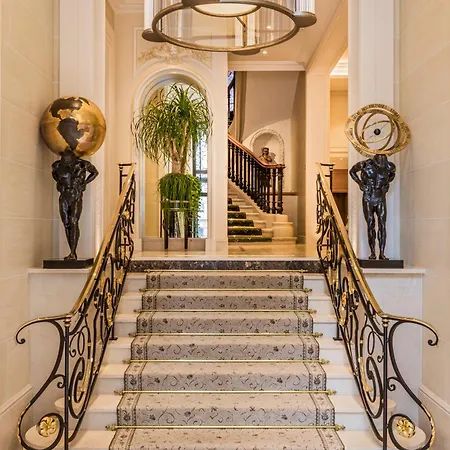 Hotel San Regis 5*