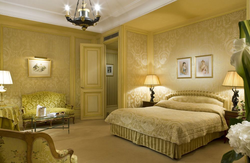 San Regis Paris